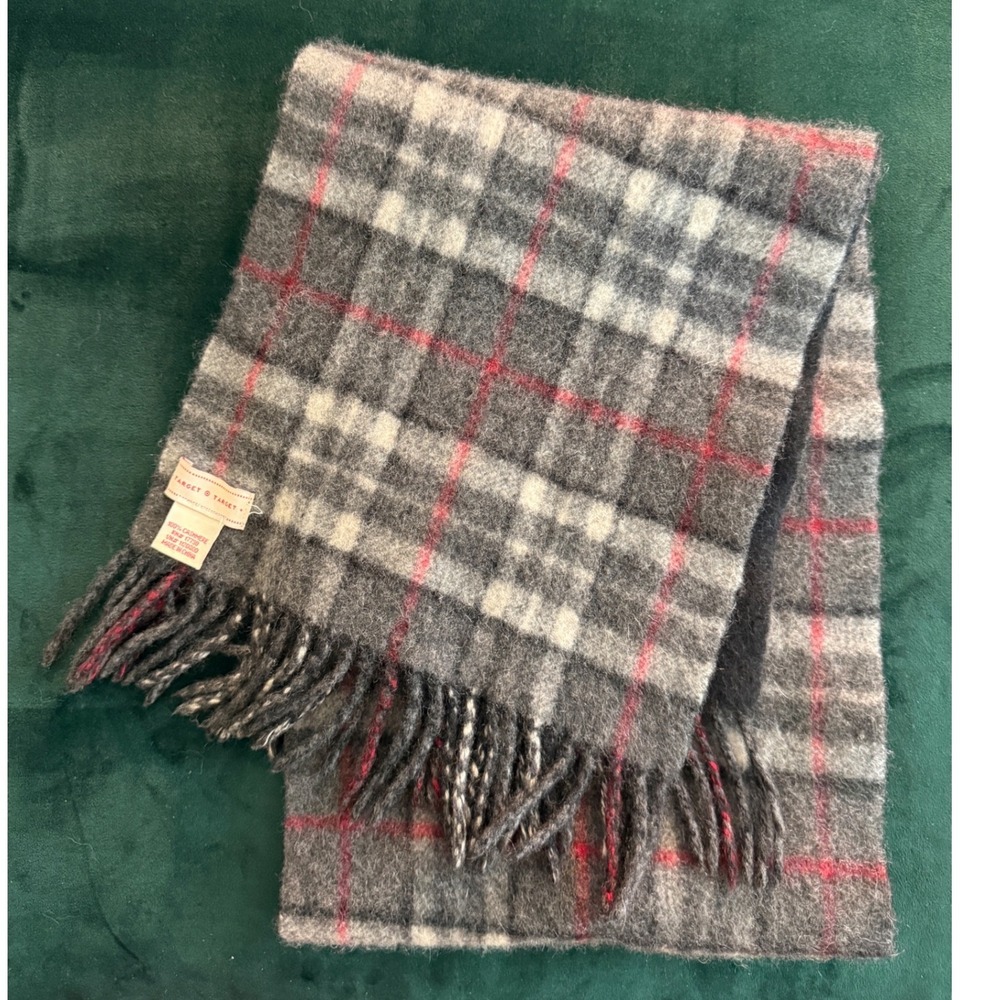 Target 100% Cashmere Scarf Grey Red Plaid Fringe RN 17730 VN 1120400